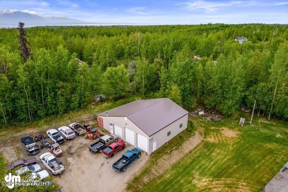 4001 E Ruth Dr, Wasilla, AK 99654